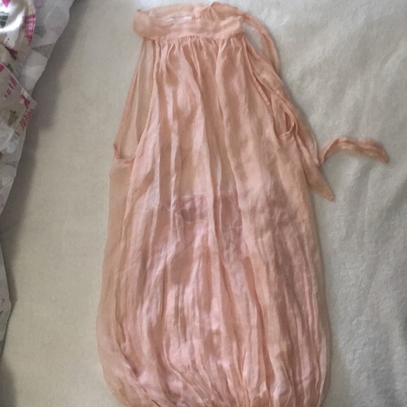 Halter tie neck top - Picture 2 of 7